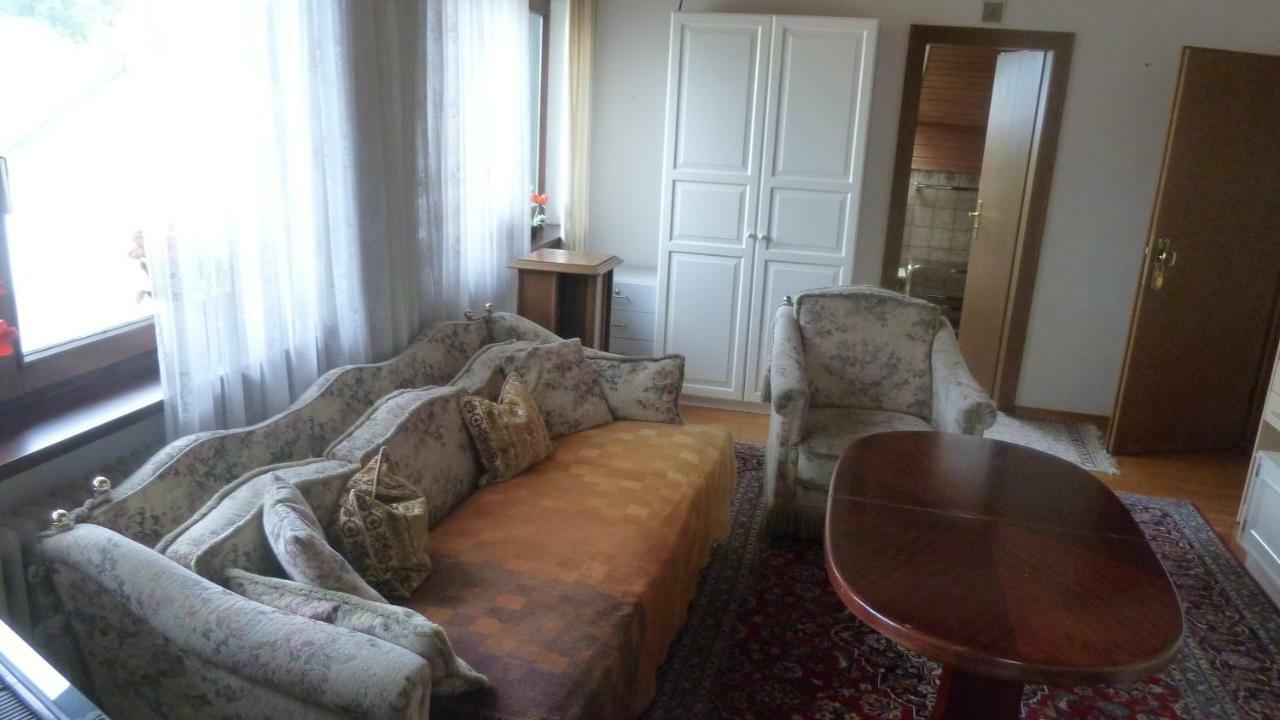 Ferienwohnung Gilching Bagian luar foto
