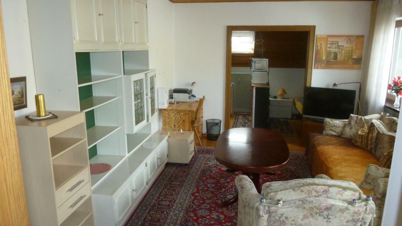 Ferienwohnung Gilching Bagian luar foto
